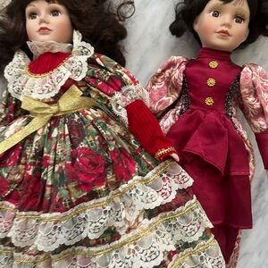 Elegant Victorian Style Porcelain Dolls Set